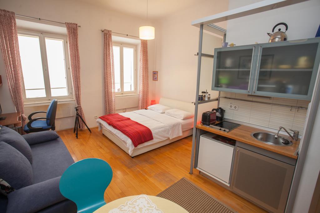 Daire Lina - Center With Free Parking! *